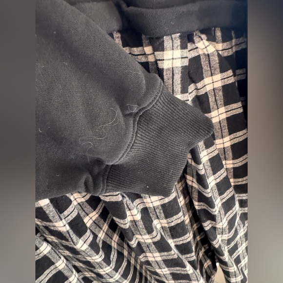 Black and White Plaid Dress - Picture 4 of 6